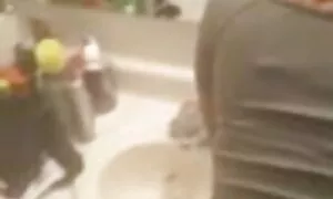 ভাৰতীয় দেশী বাথৰুমত ...